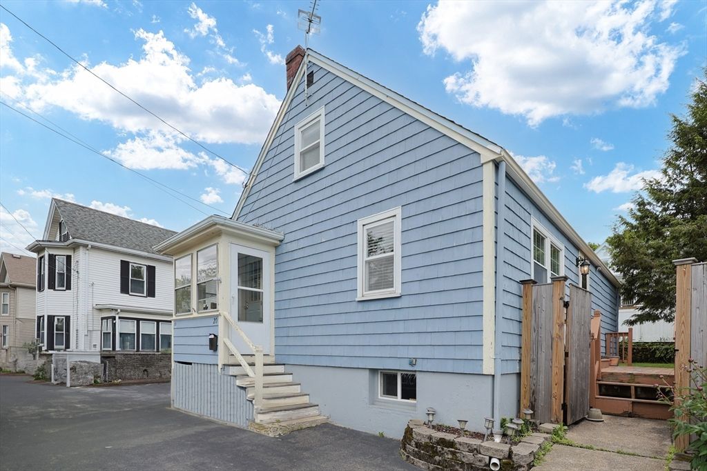 20 Kent St.