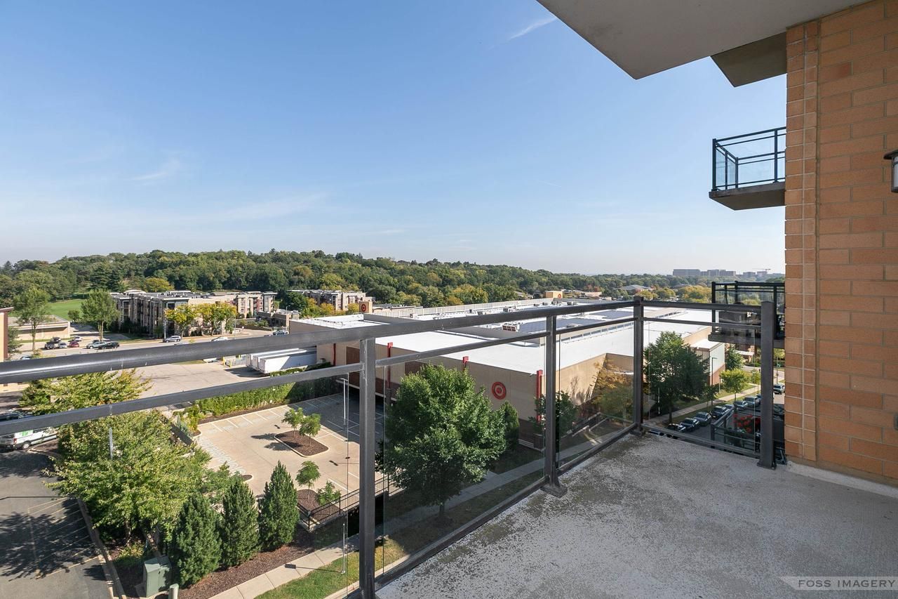 625 North Segoe Road 504