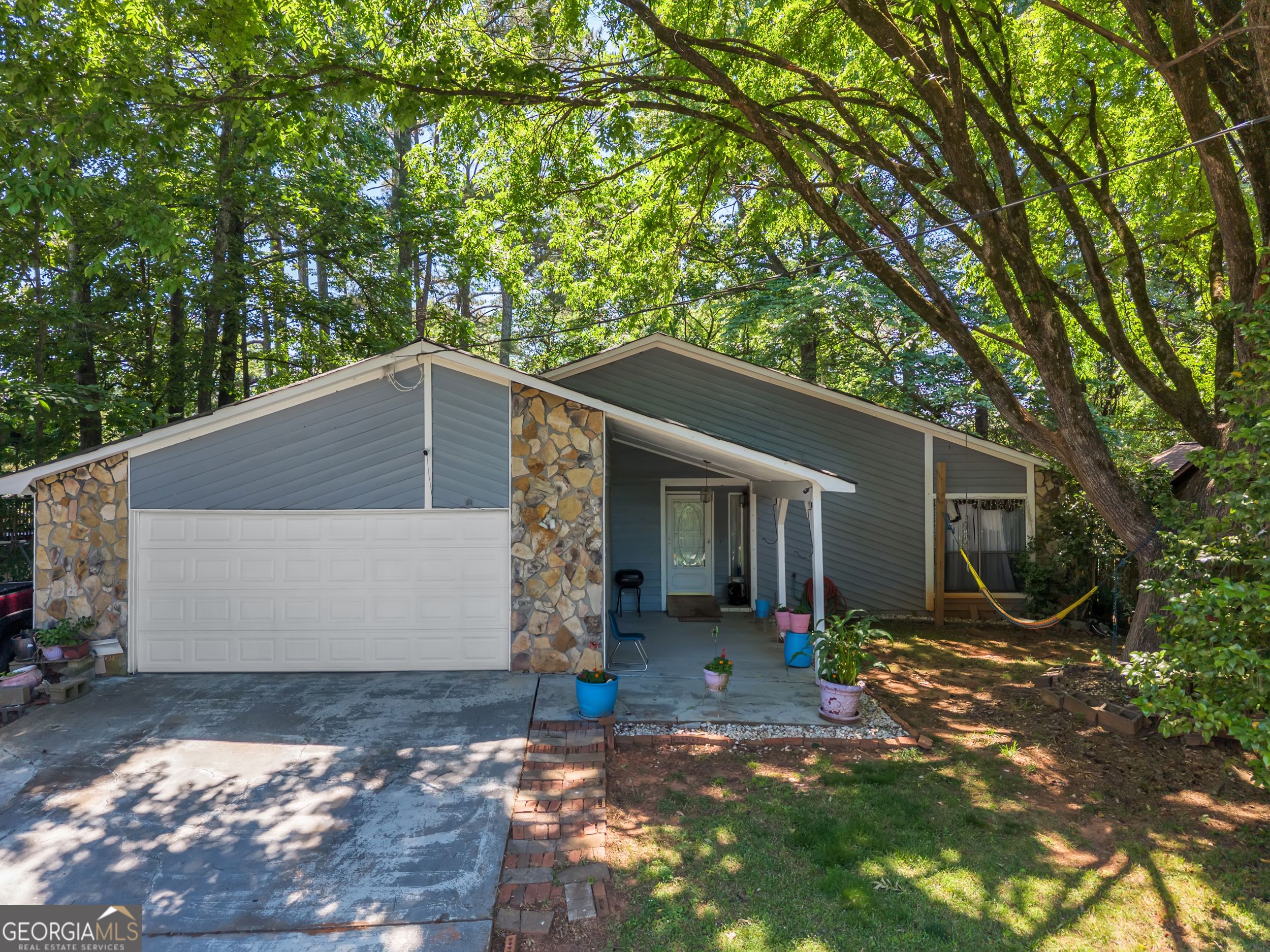 1462 Country Downs Drive
