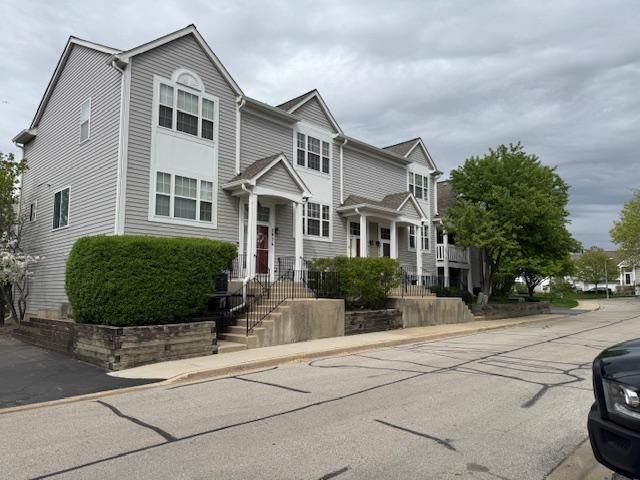 2834 Shelly Lane