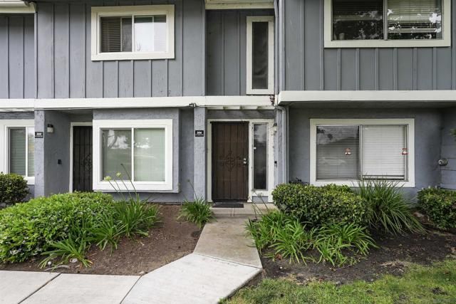 306 Los Arbolitos Blvd