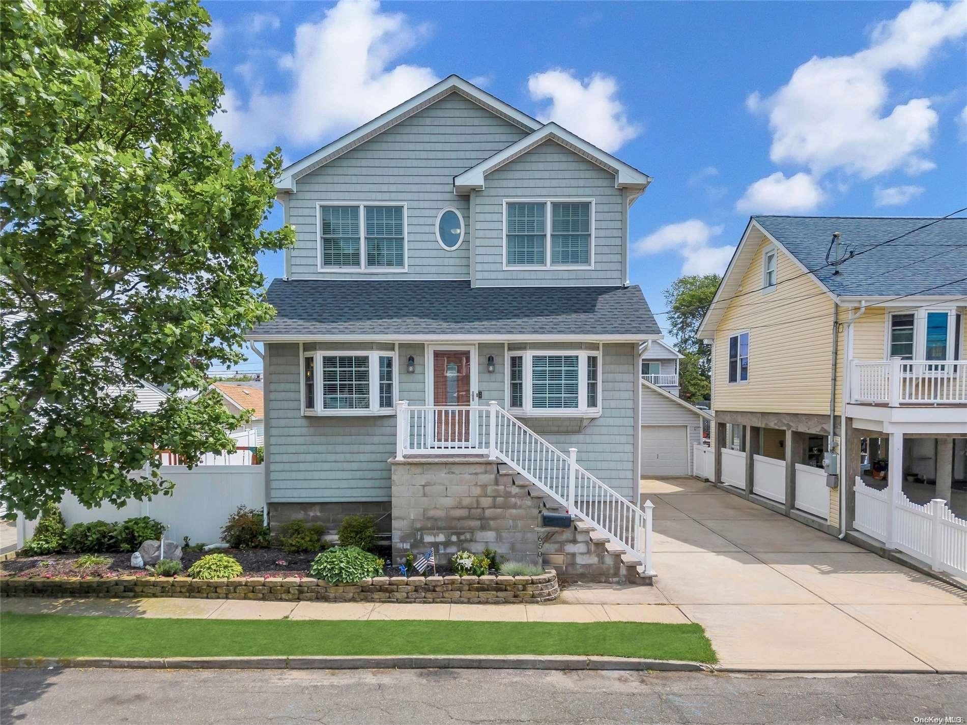 650 S 8th Street