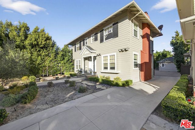 416 S Van Ness Avenue