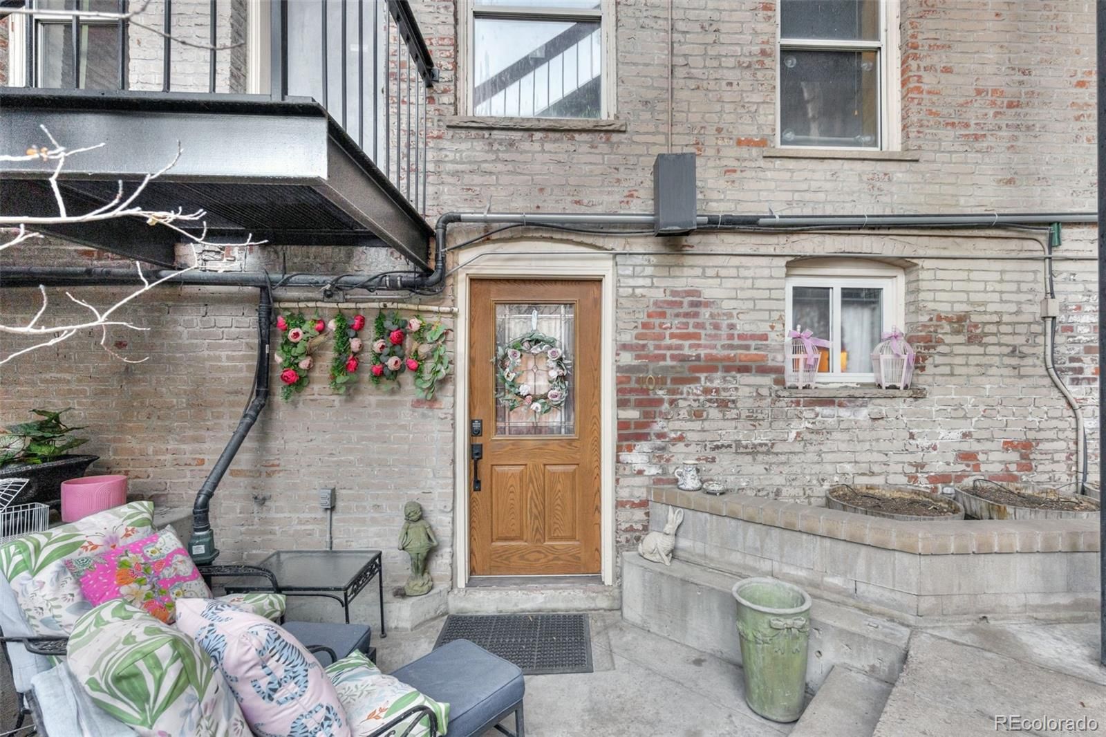 1210 E Colfax Avenue 101