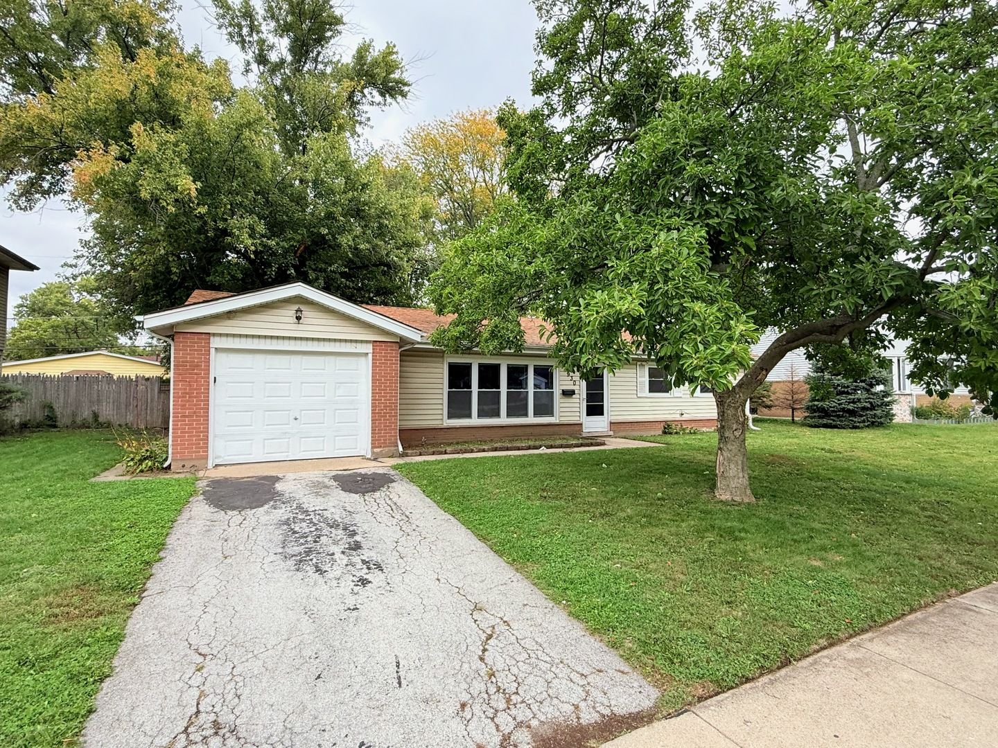 930 Coach Road