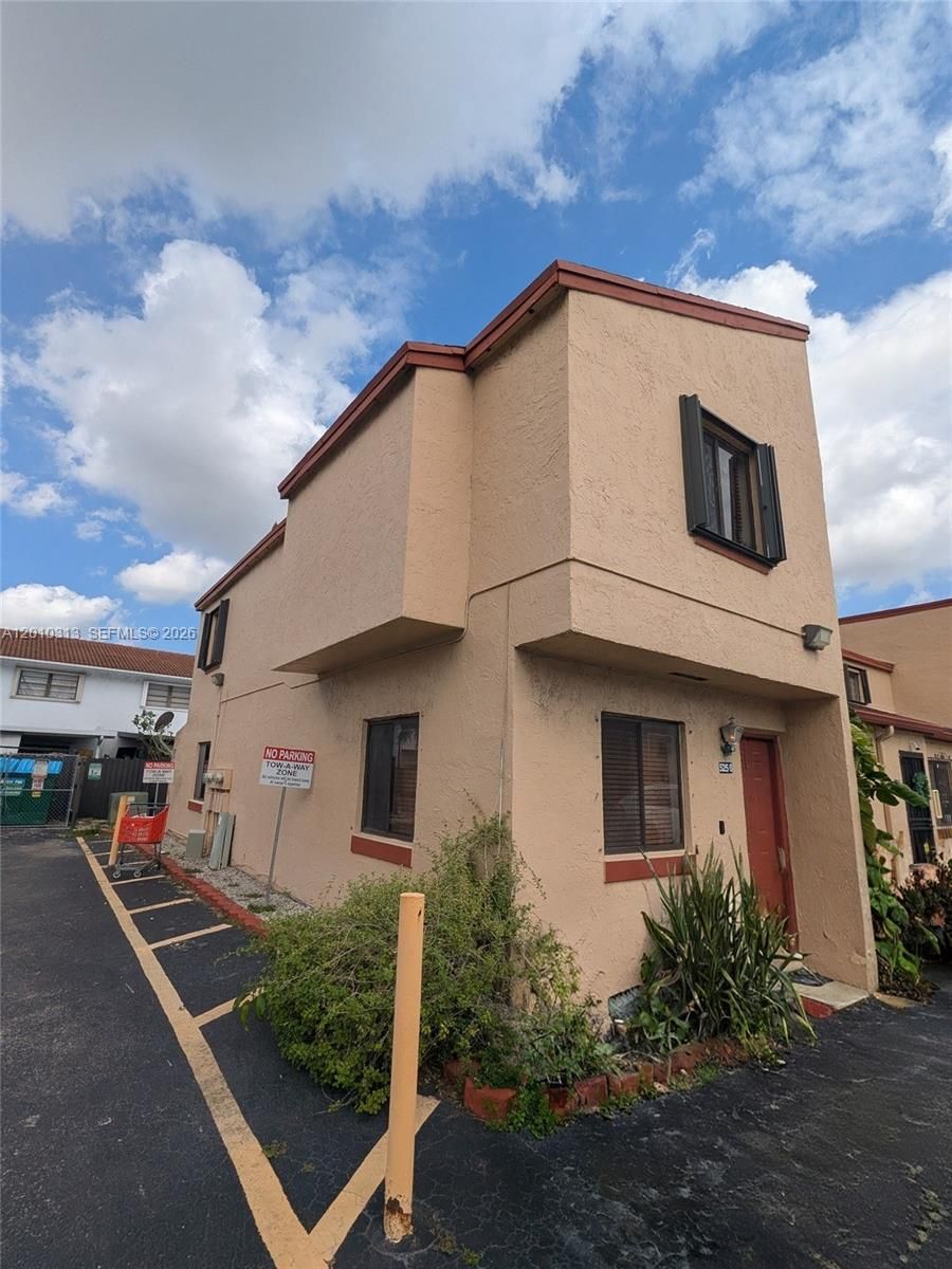 5256 W 24th Ave 5-3