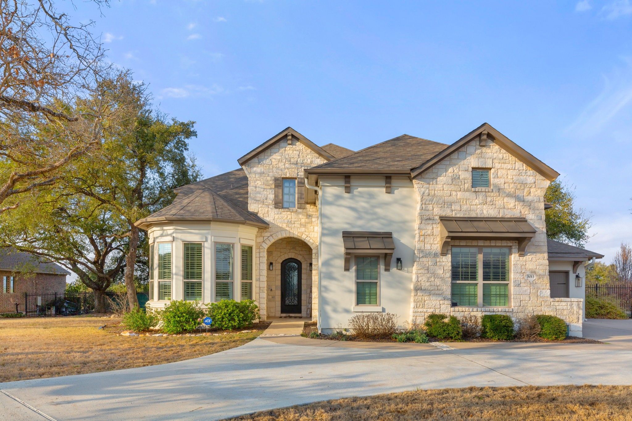 3013 Vista Heights Drive