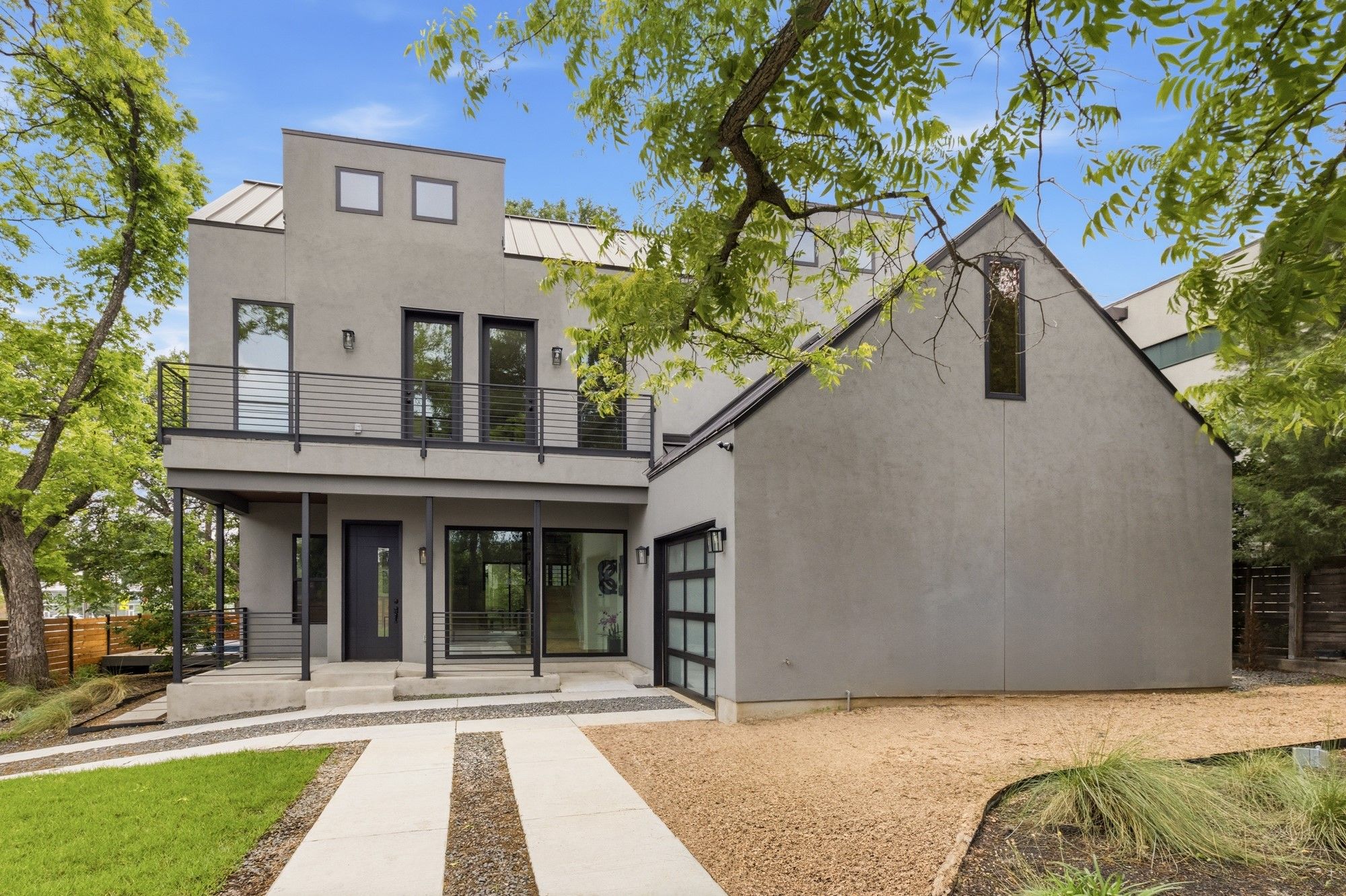 2300 Bluebonnet Lane
