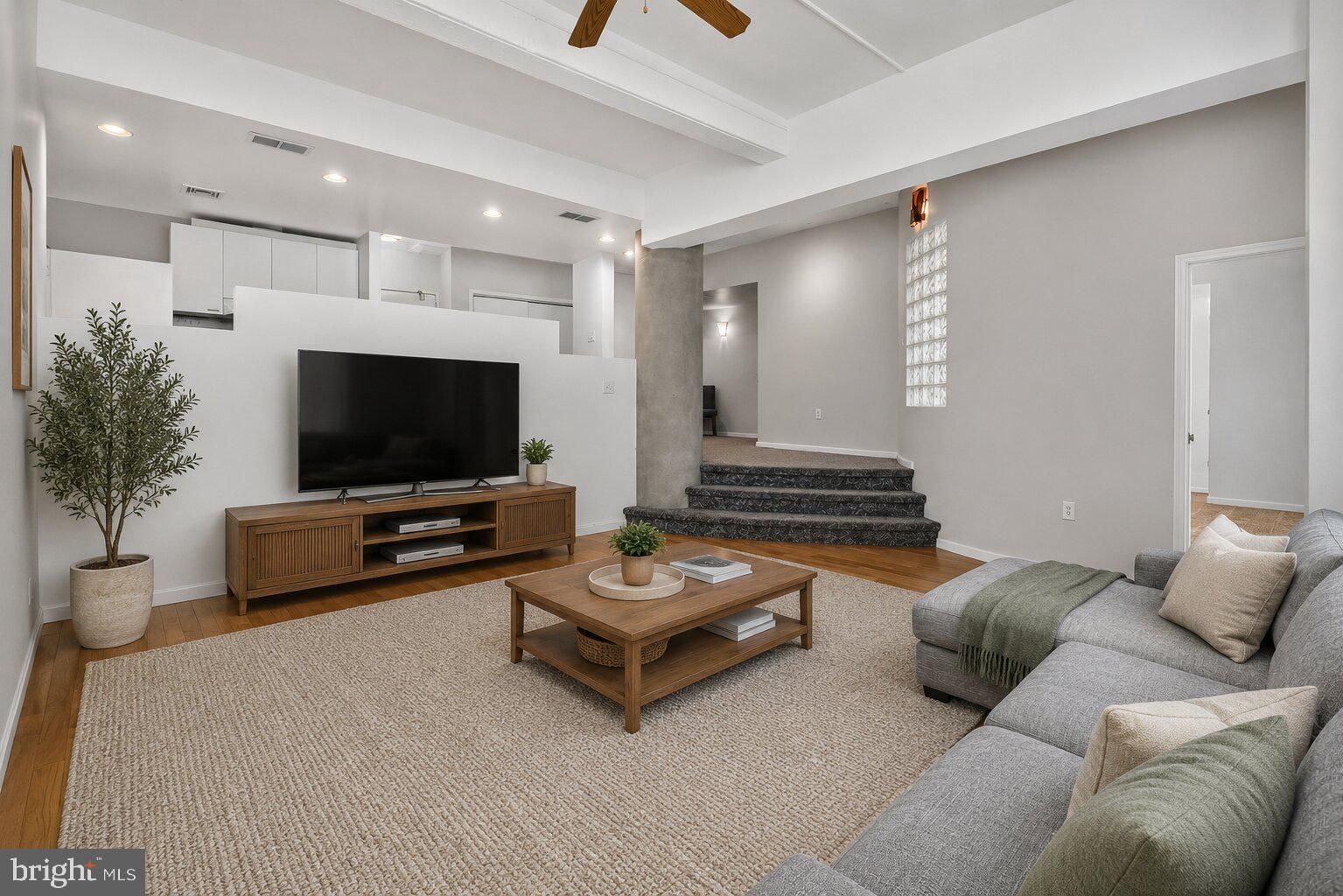 244 N 3rd Street 48 4C & 4D
