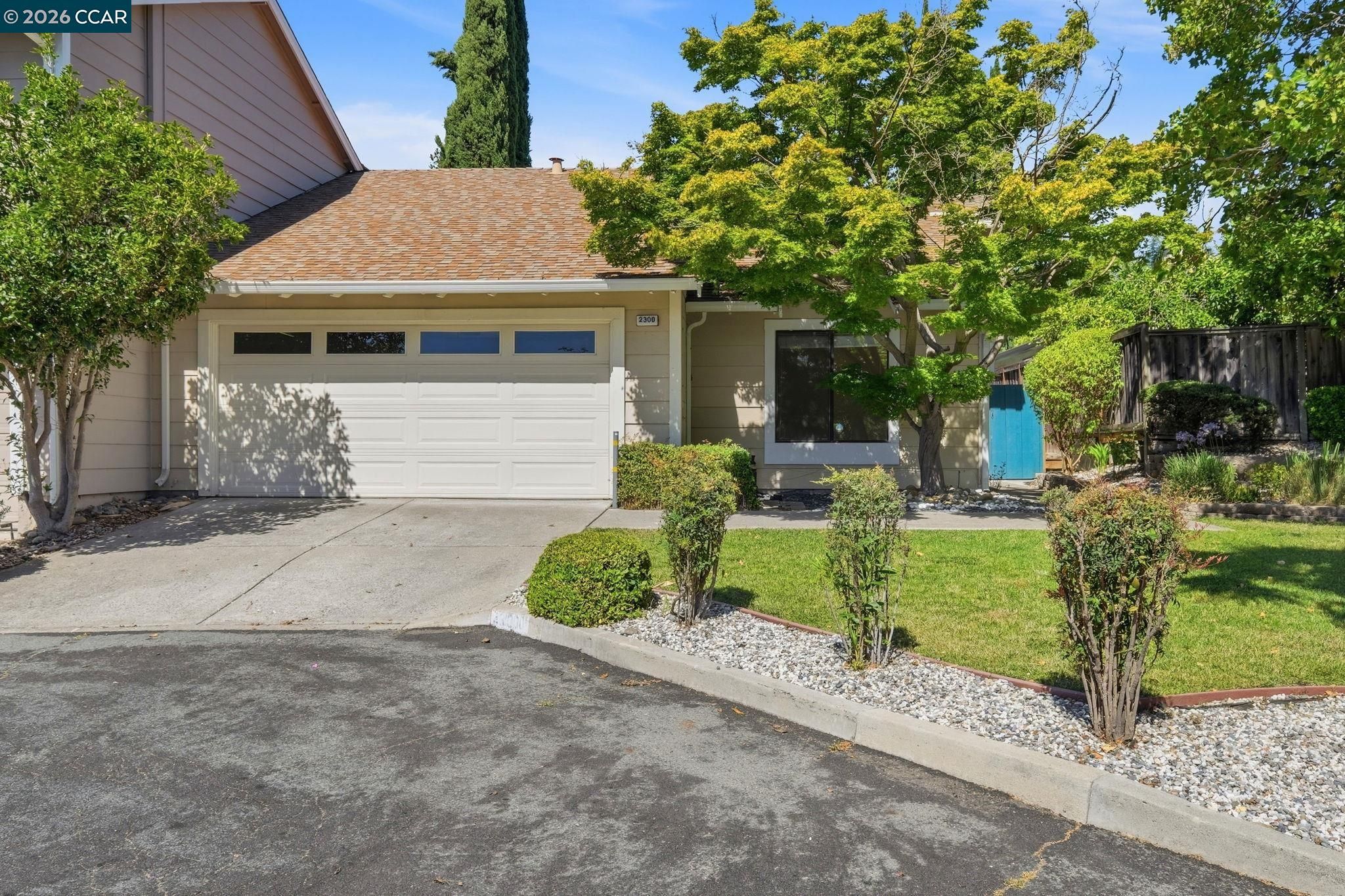2300 Lake Park Ct