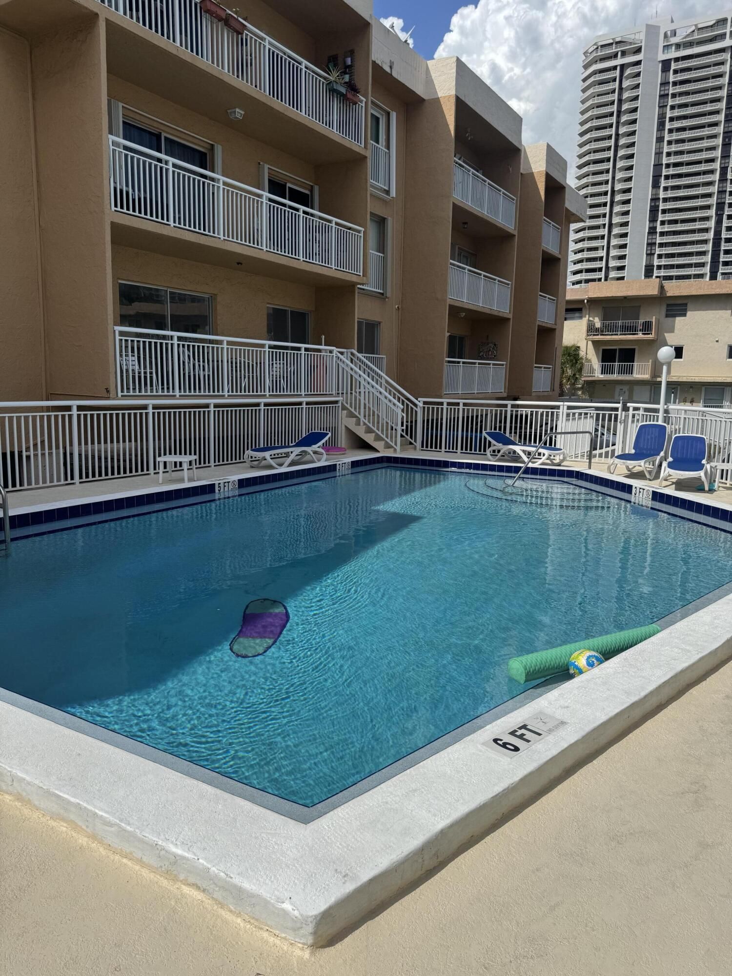 17051 Ne 35th Avenue 307