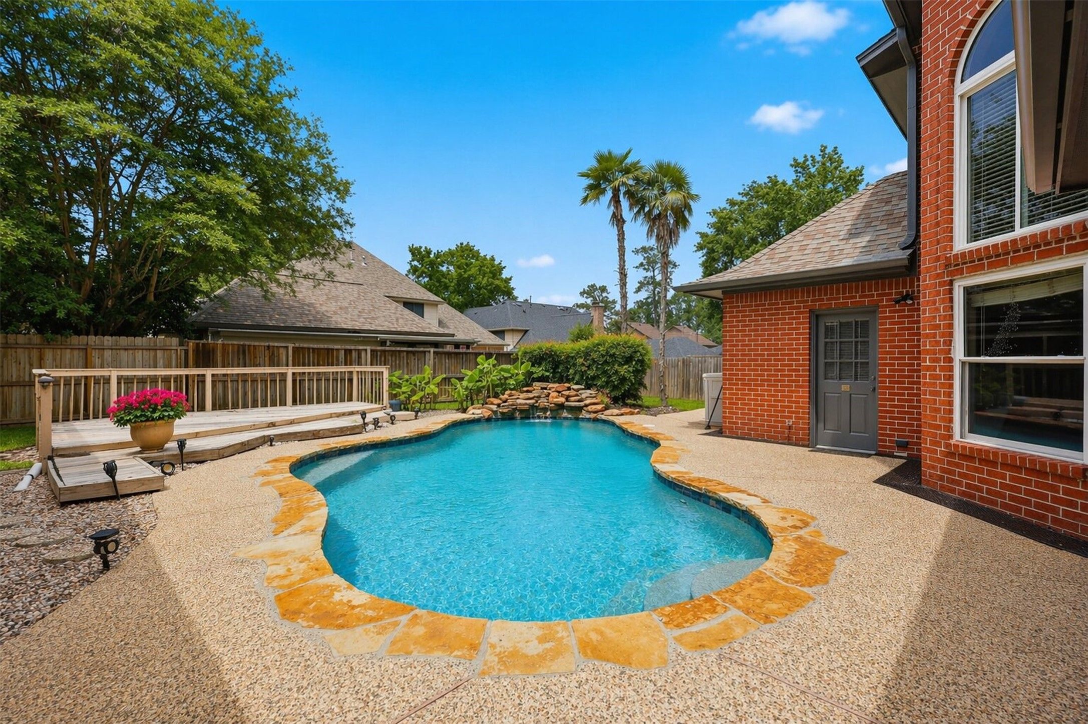 6118 Hampton Way Court