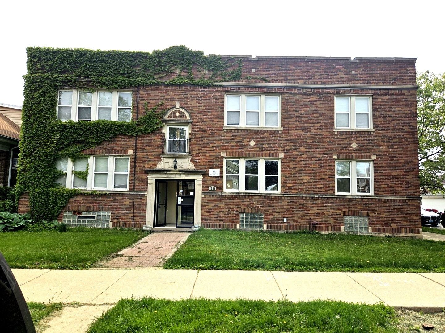 3005 N Kolmar Avenue 1