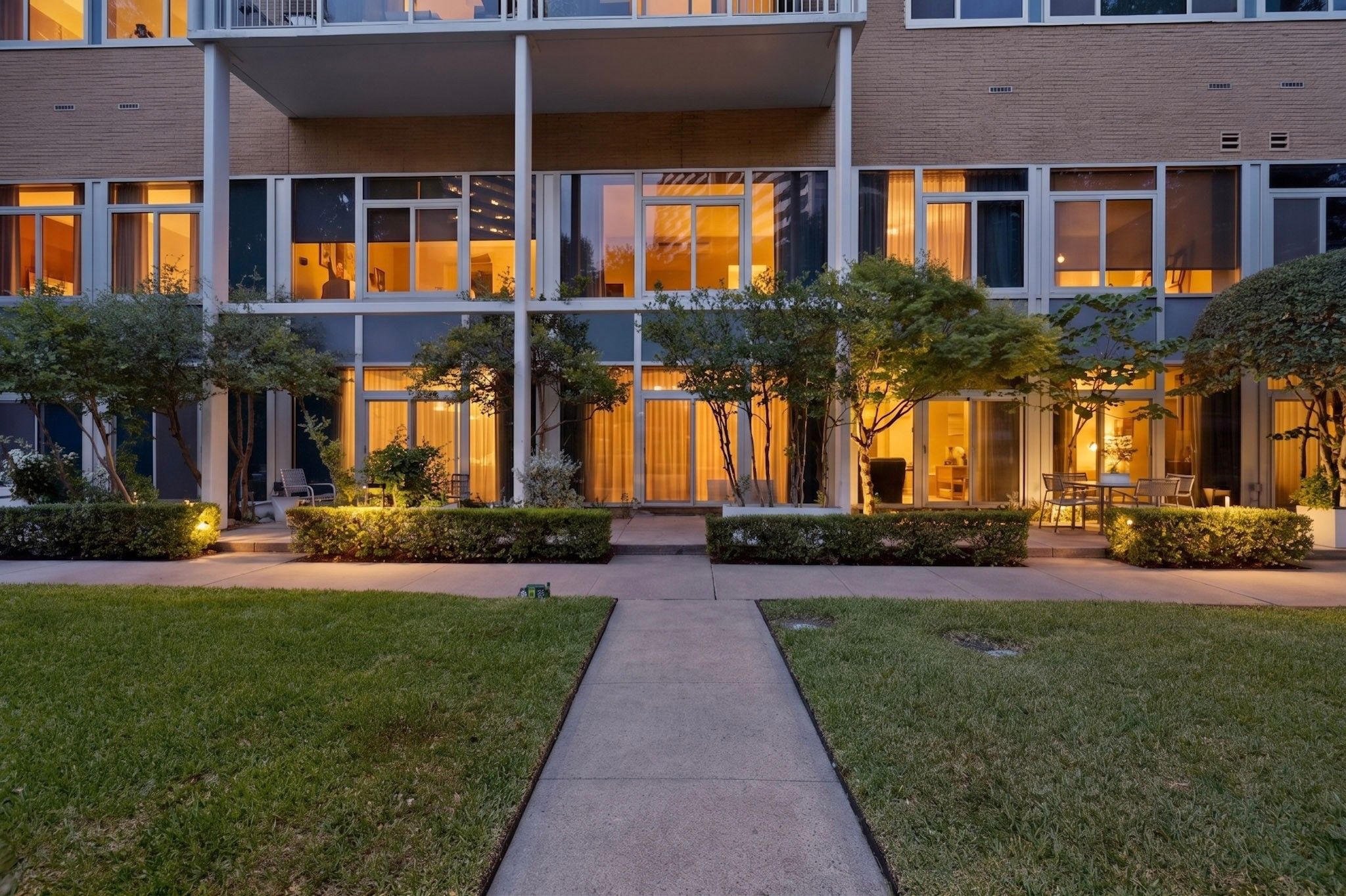 3883 Turtle Creek Boulevard 404
