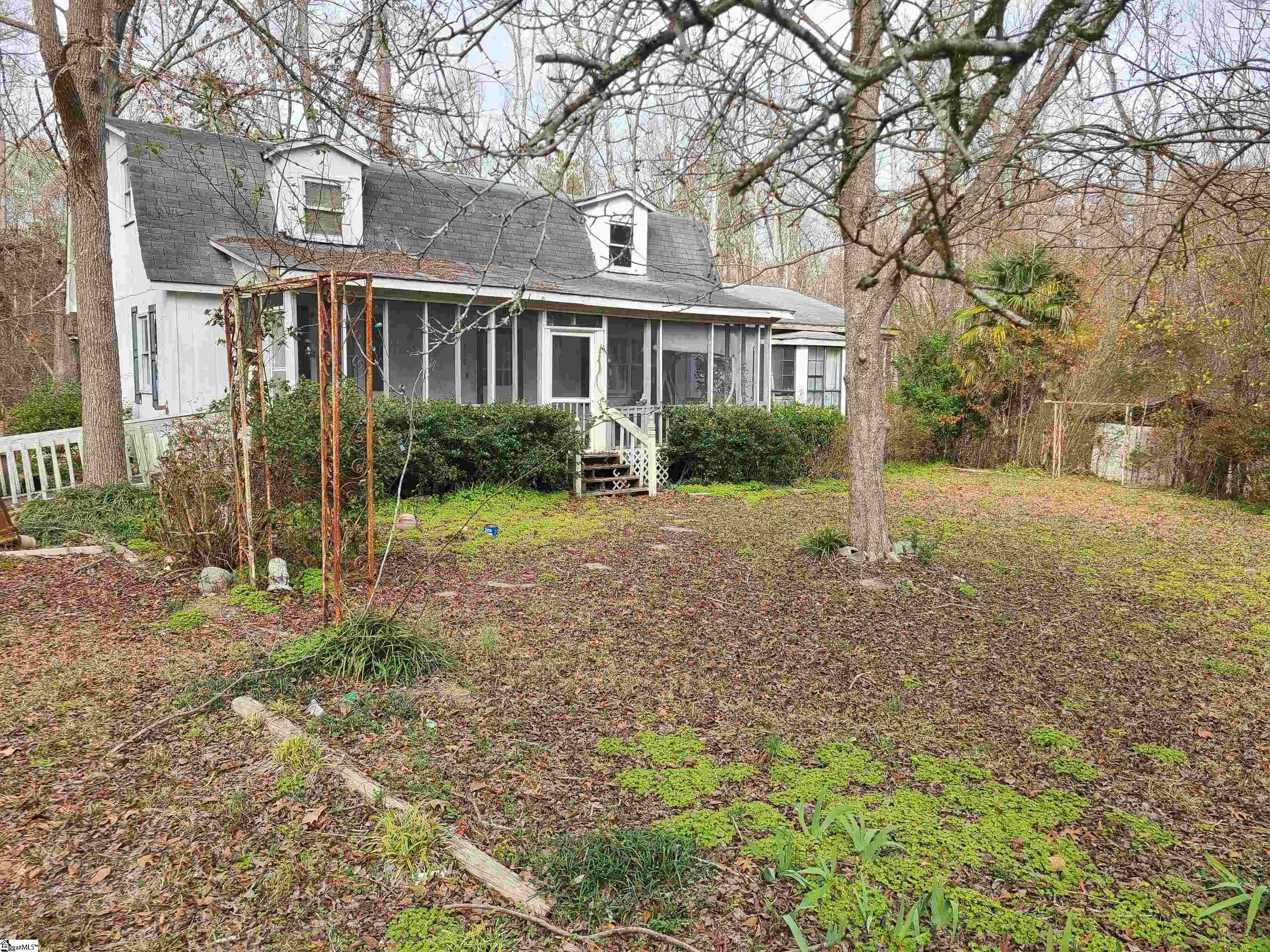 435 Smiths Village Road