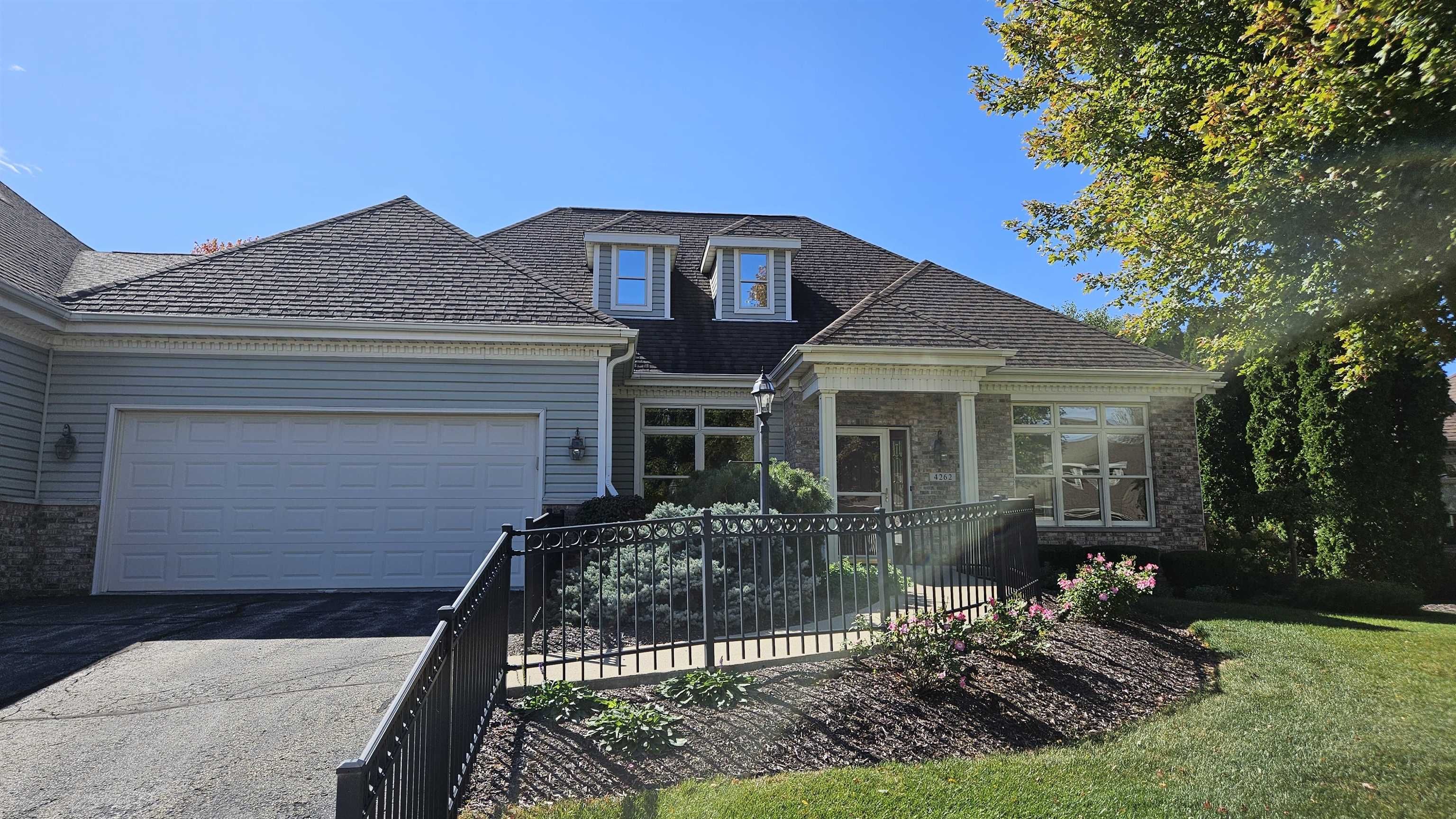 4262 Ahlstrand