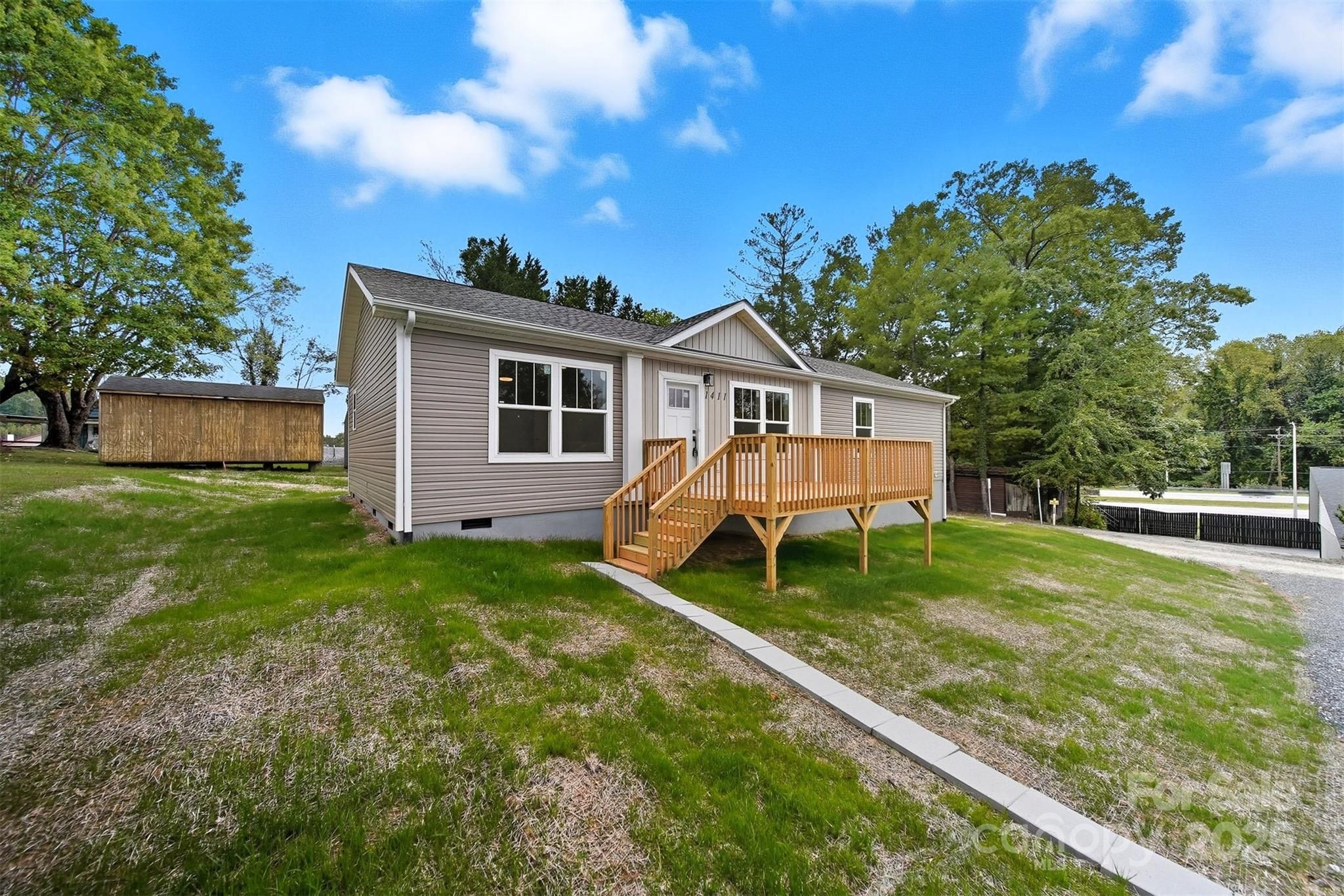 1411 Cliffside Place Se