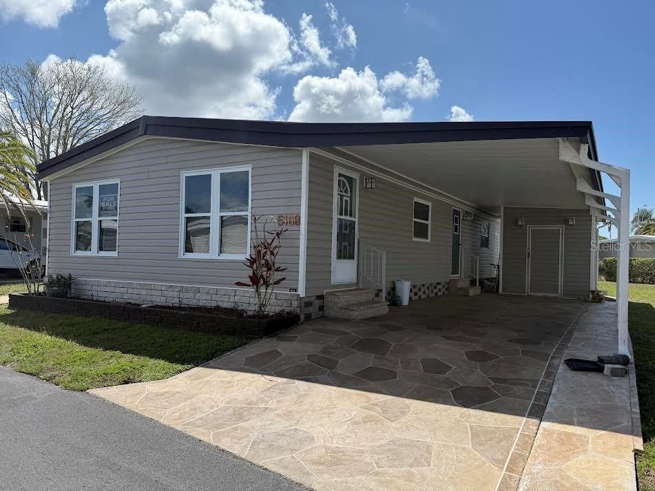 5168 Rubber Tree Circle