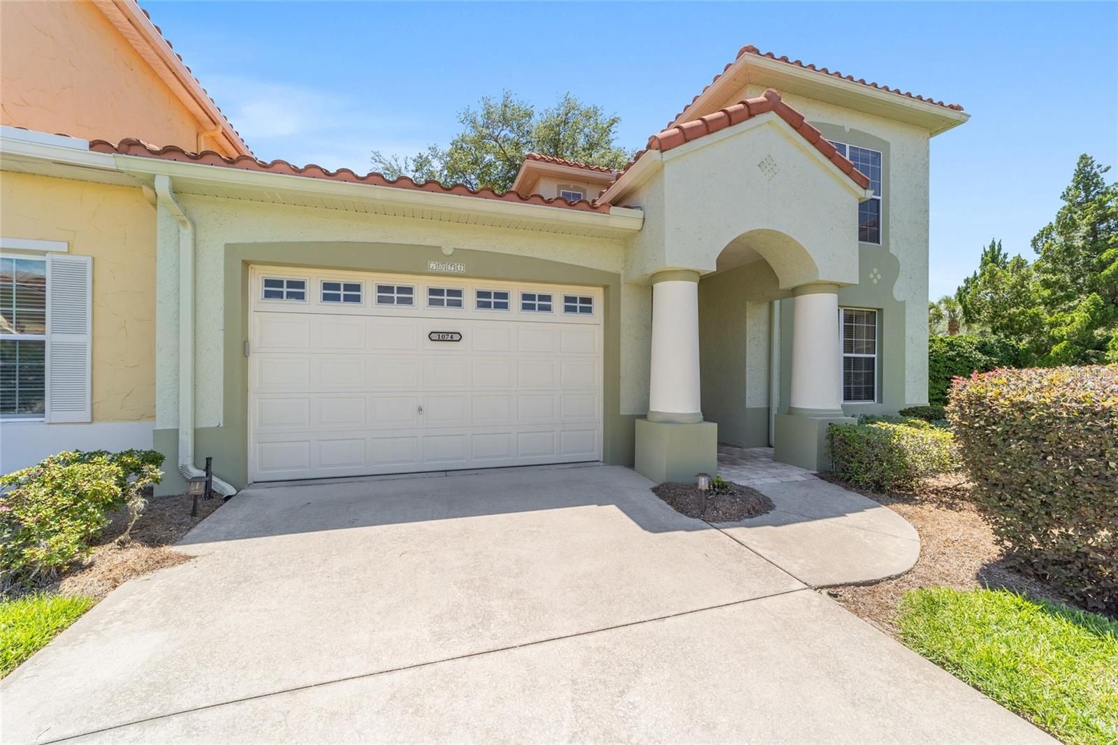 1074 Avenida Sonoma