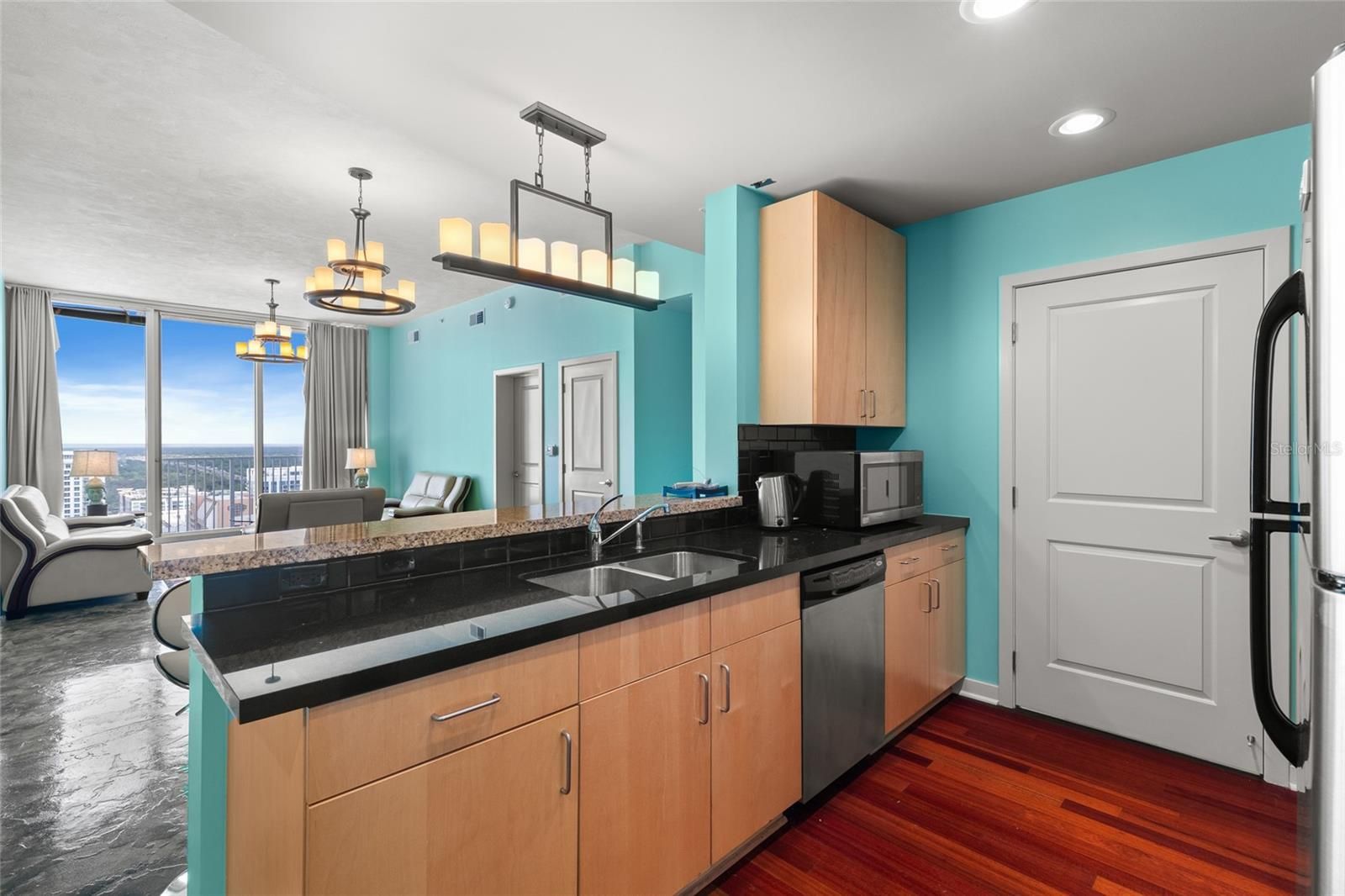 155 S Court Avenue 2305