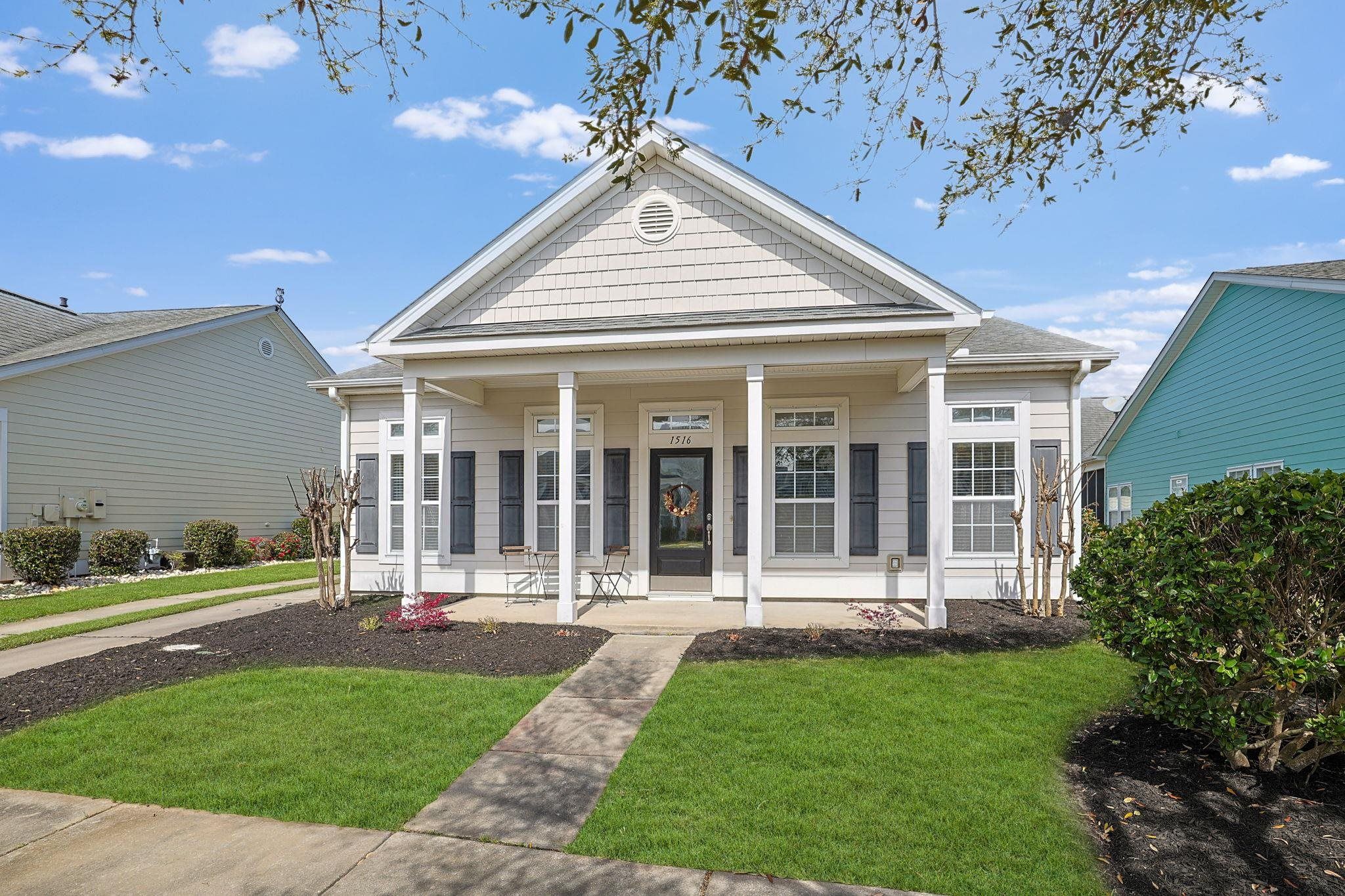 1516 Waverly Ave.