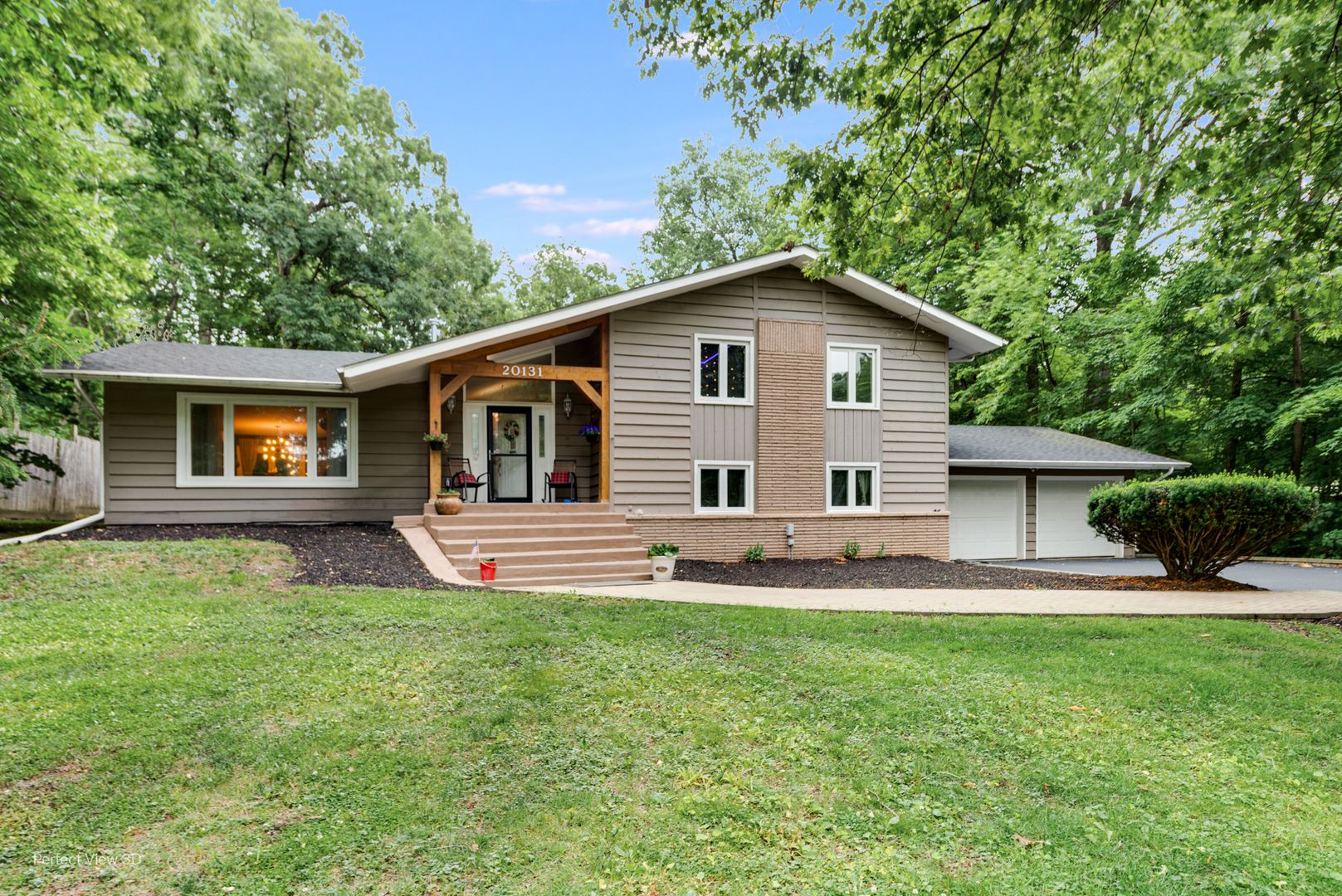 20131 E Brightway Drive