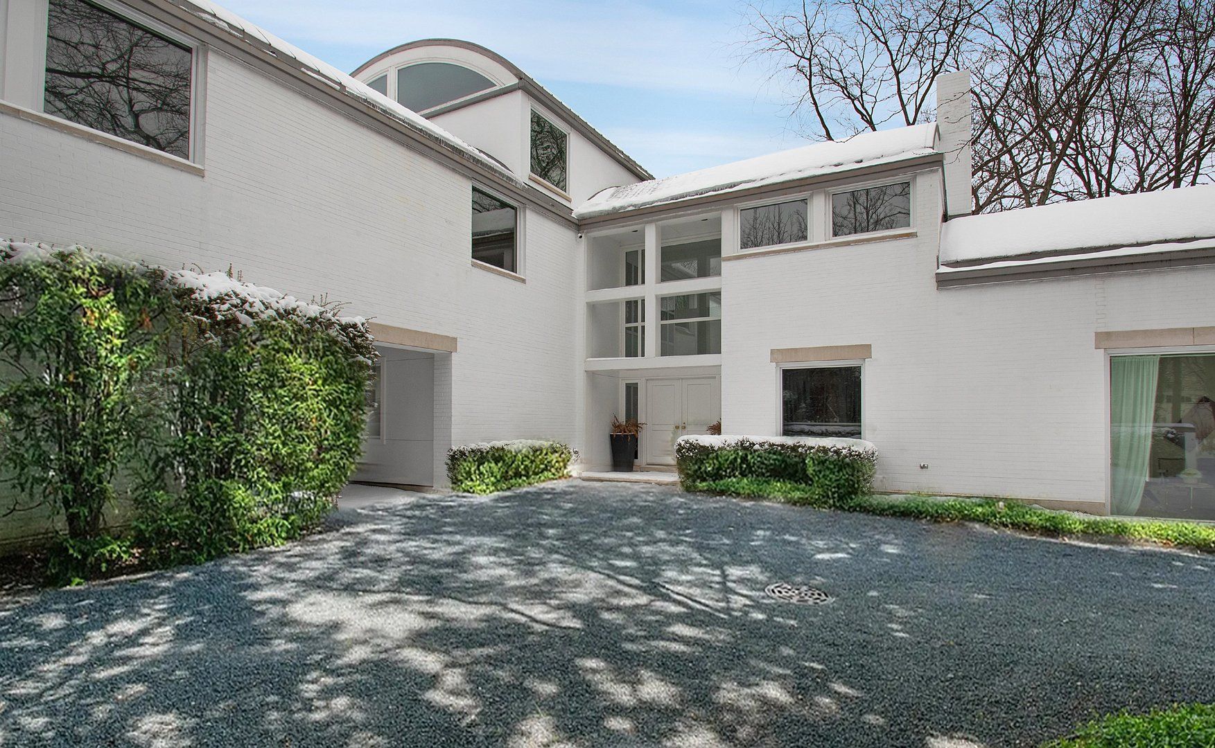 732 Bronson Lane
