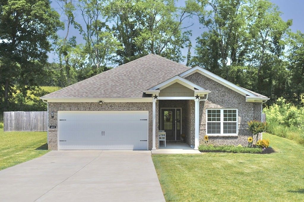 602 Fredericksburg Dr