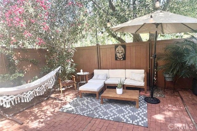 27511 Endeavor Street