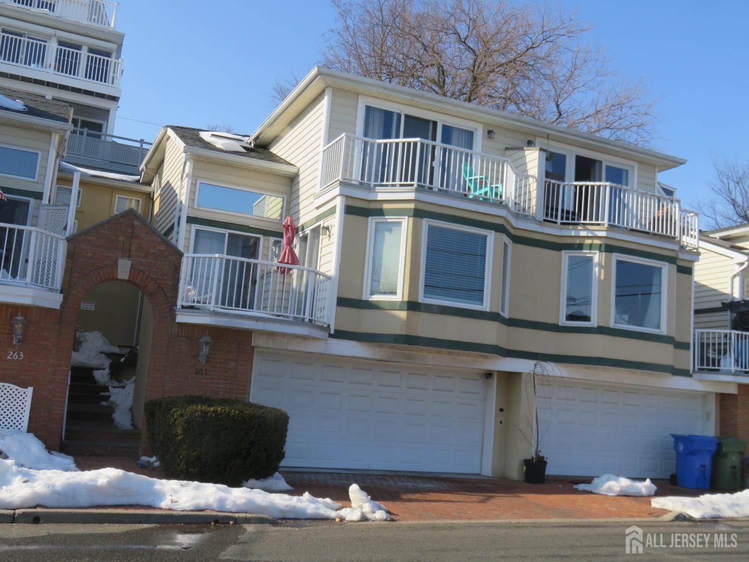 265 Front Street