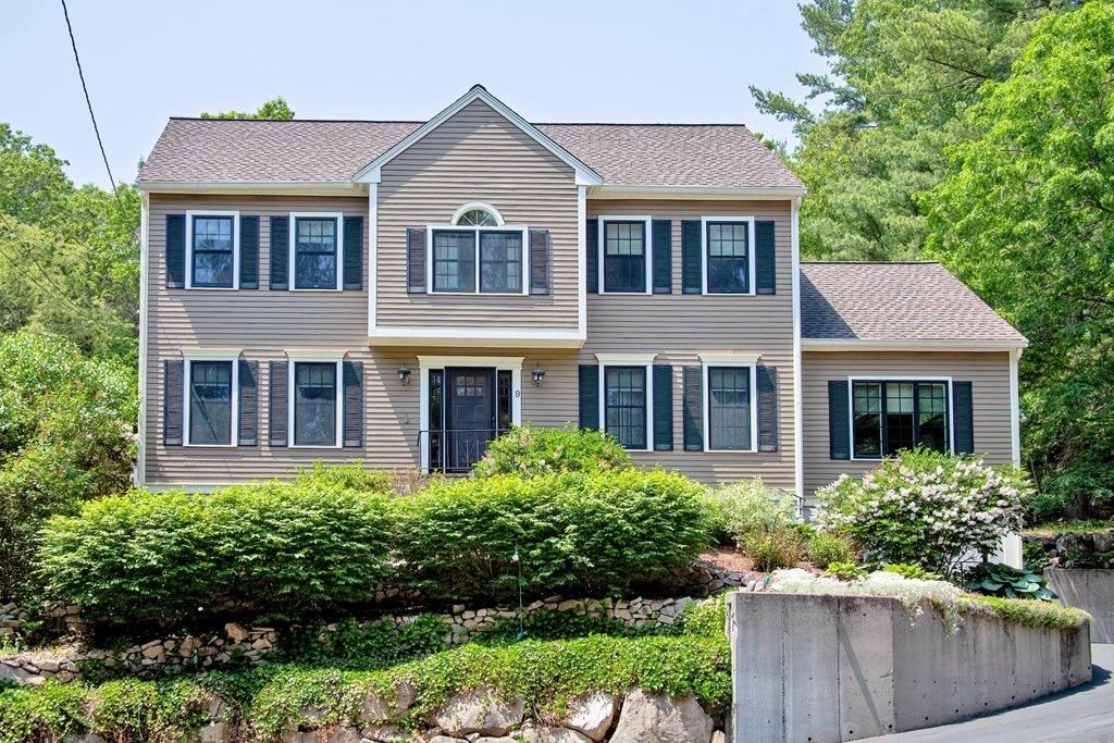 9 Eastmount Rd