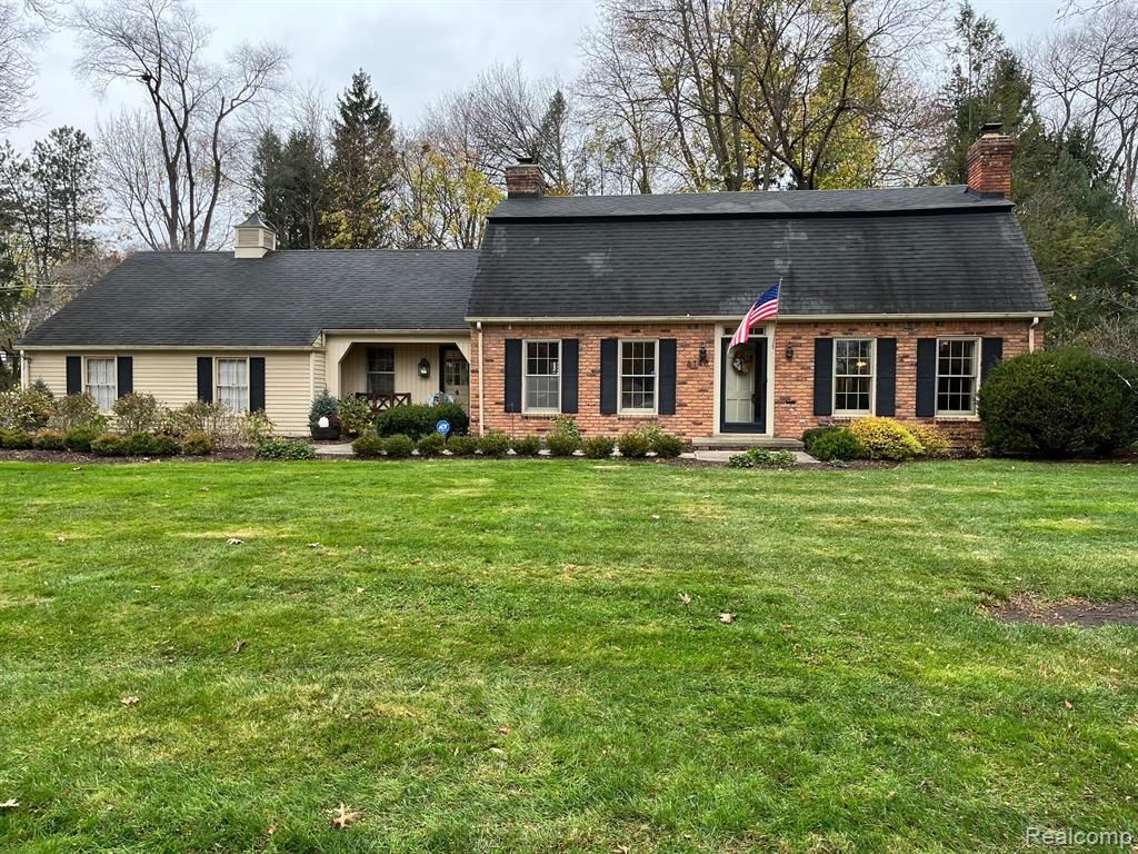 6148 Lantern Lane