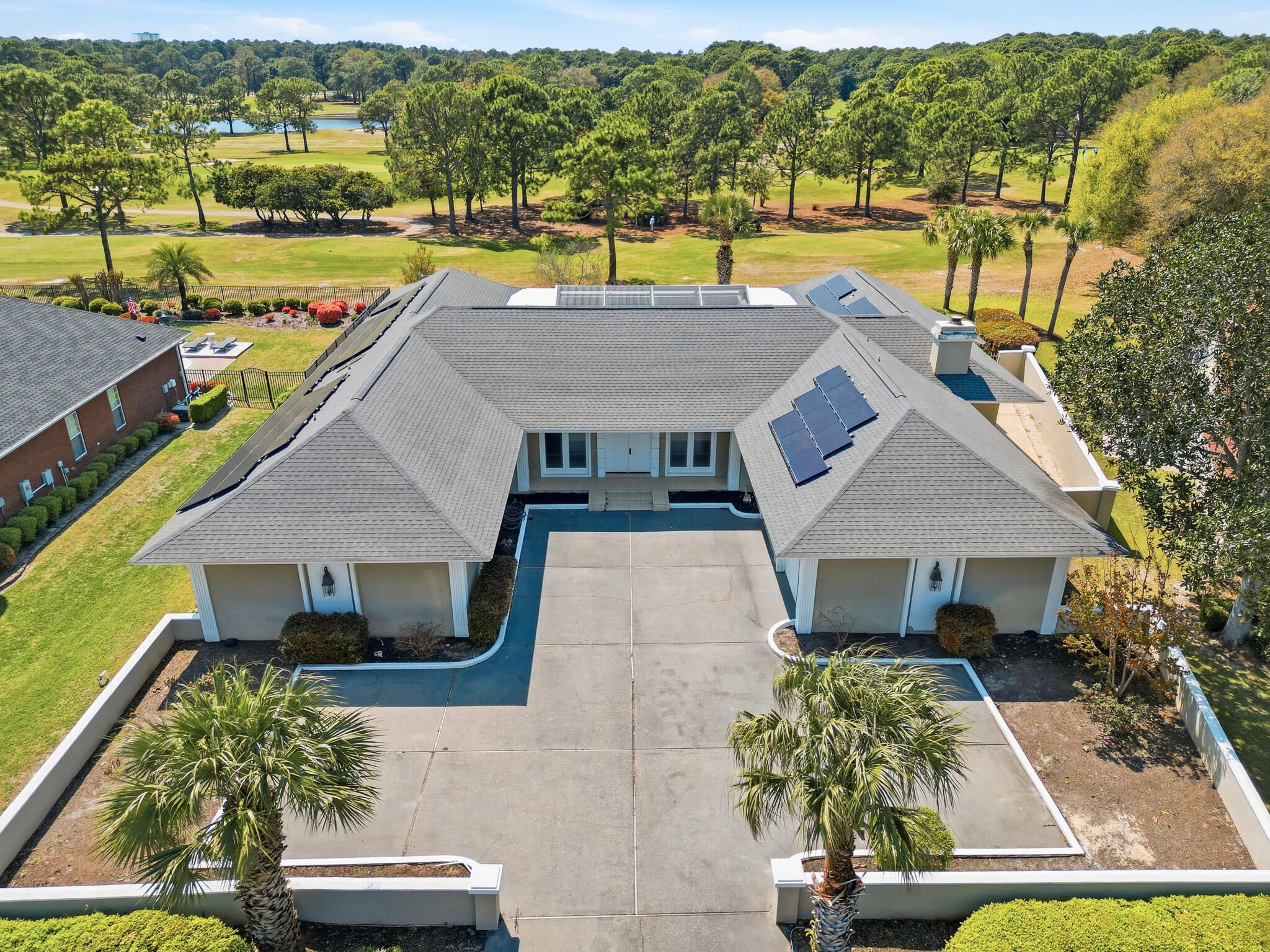8 Weekewachee Circle