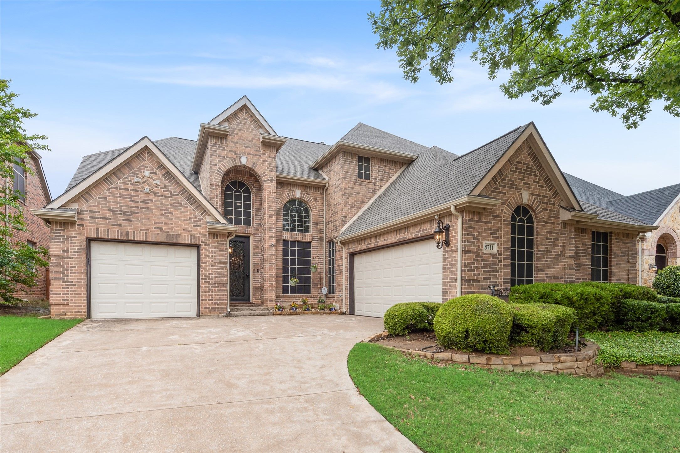 8711 Weston Lane