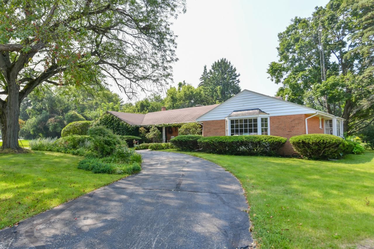 610 Laurel Heights Drive