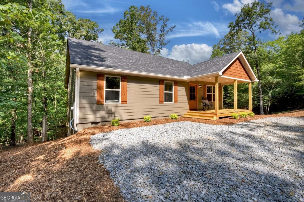 388 Carlisle Drive 2975