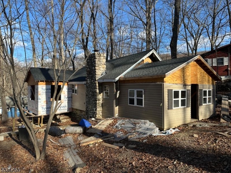 2 Pochuck Dr