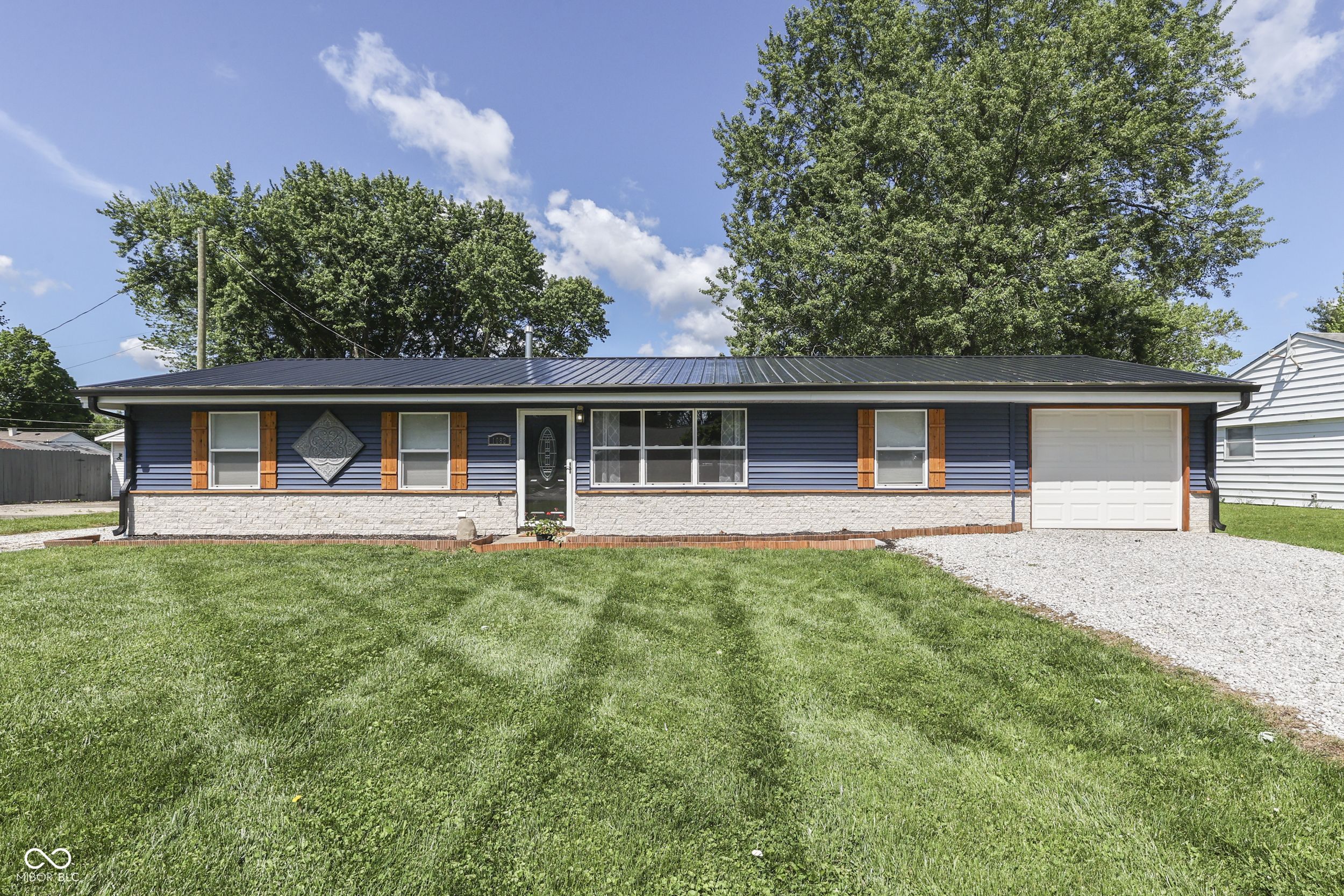 1082 Galaxie Drive