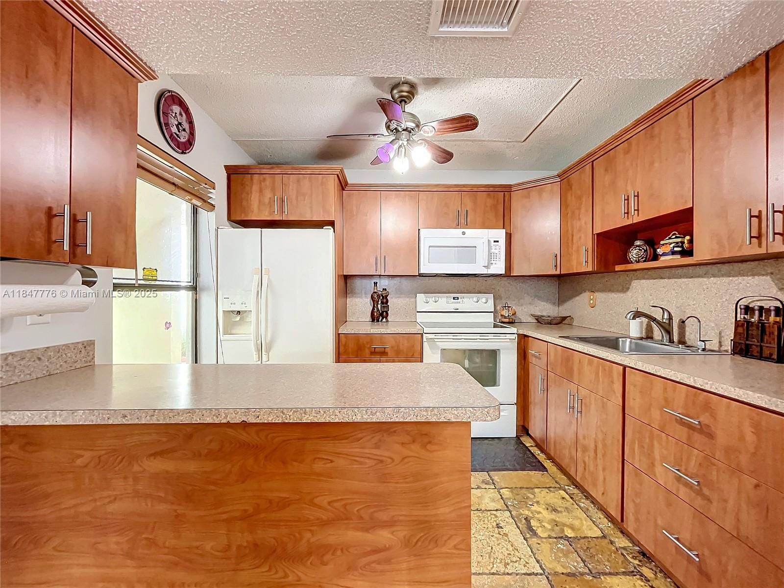 11533 Nw 10th St 11533