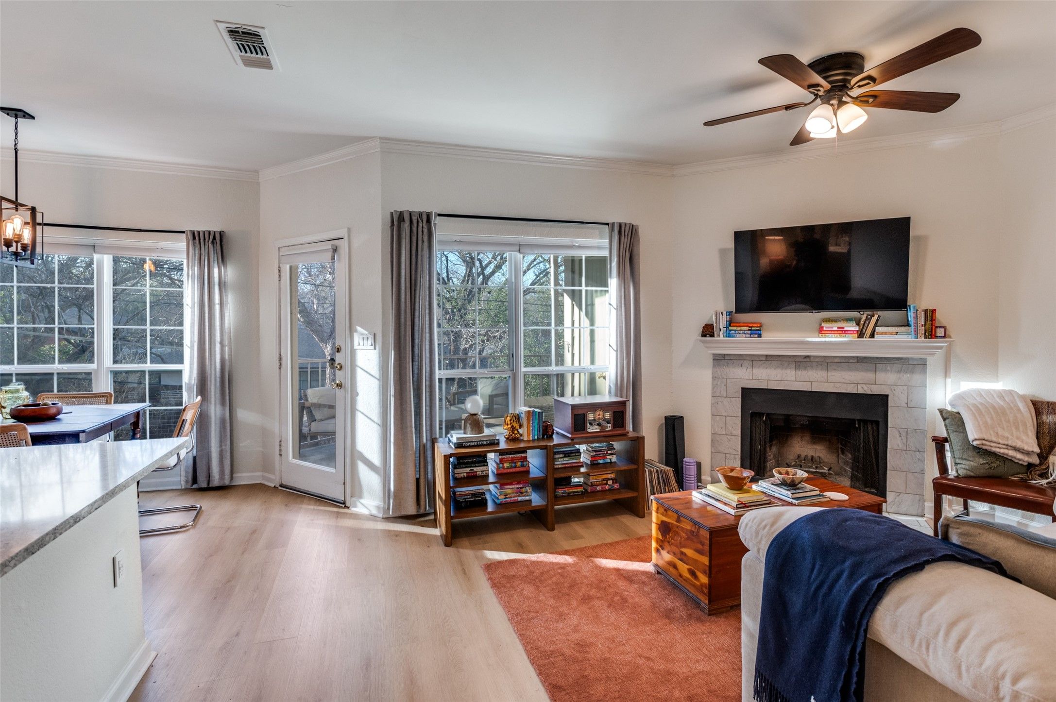 7151 Gaston Avenue 408