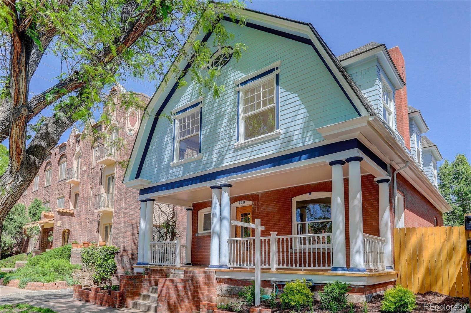 729 E 10th Avenue
