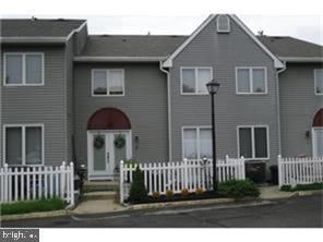 3 Wyndam Place