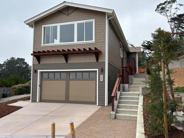 599 Alto Avenue