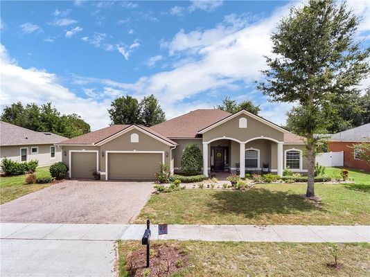 Cherry Lake Oaks Groveland Fl Homes For Sale Real Estate Neighborhoods Com