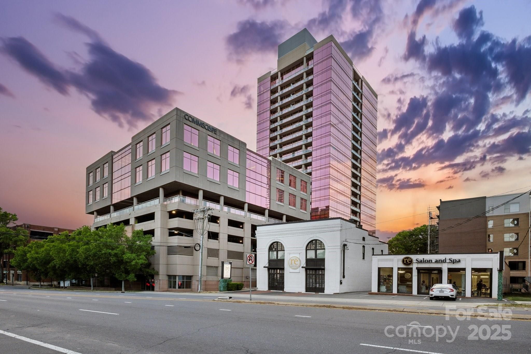315 Arlington Avenue 1104