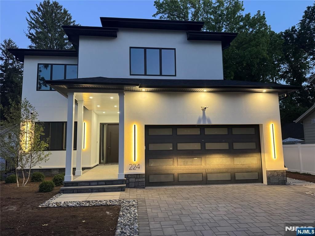 224 Riveredge Road