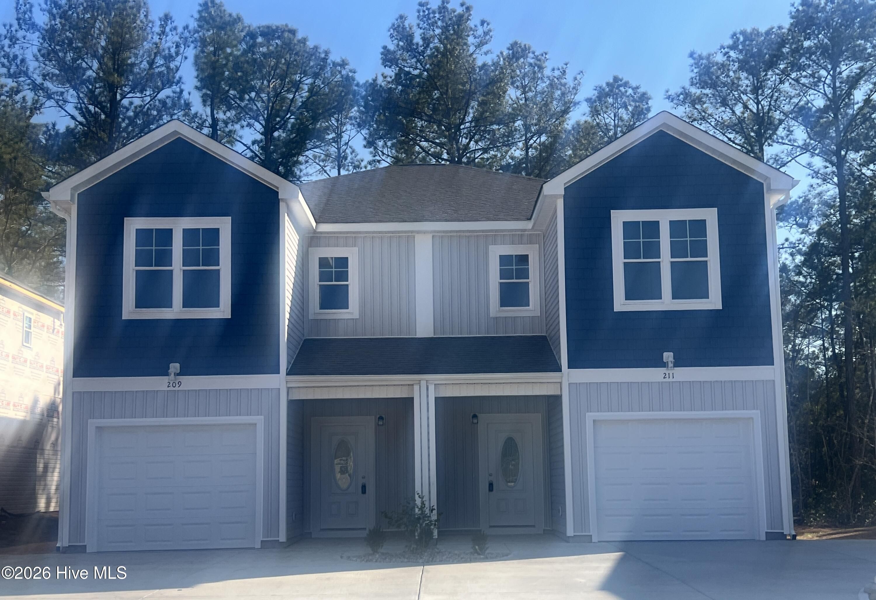 211 Holly Sands Loop