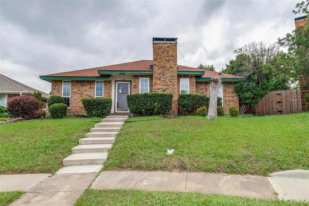1740 Northview