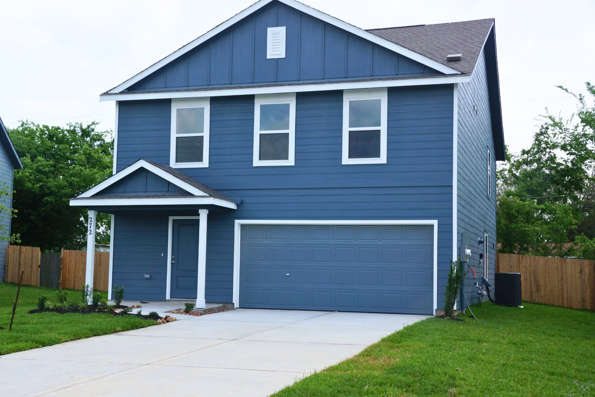 272 Laura Leigh Lane