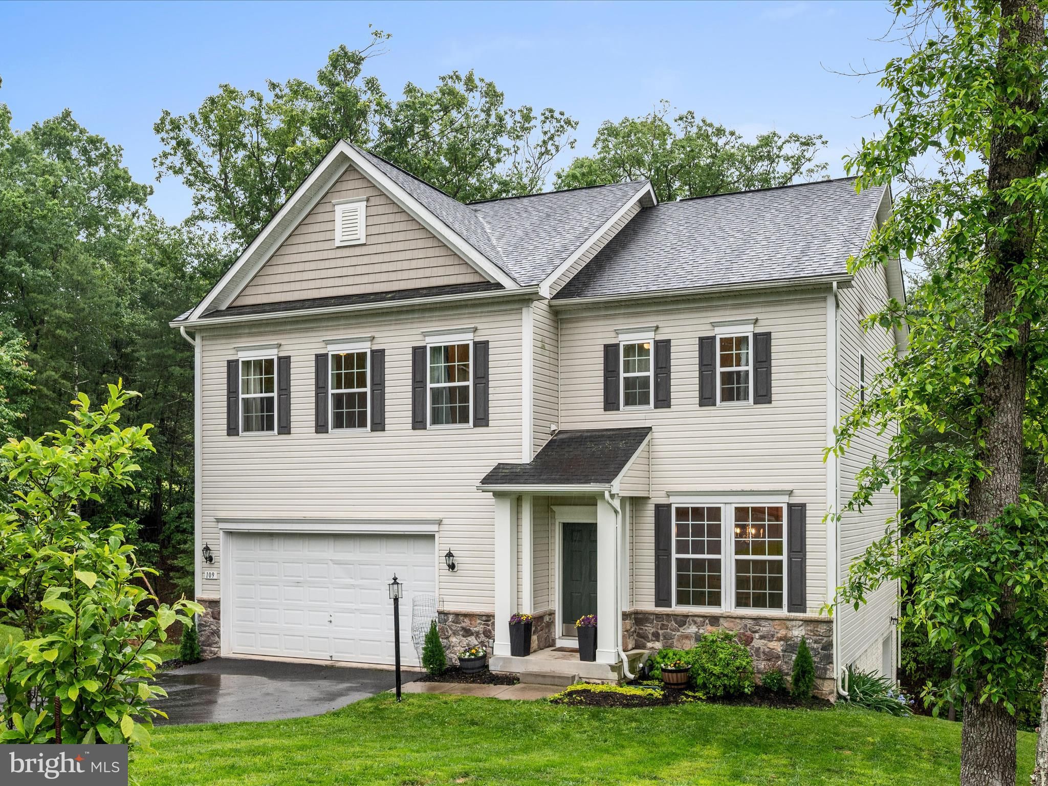 109 Green Drive